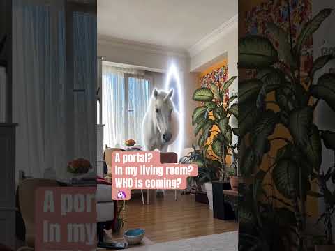 The Unexpected #2 - An unexpected visitor in my living room 🦄